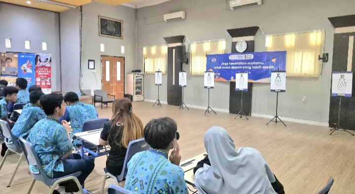Plaza Optik Indonesia dan HOYA Indonesia Hadir di Sekolah, Dorong Deteksi Dini Gangguan Mata Anak