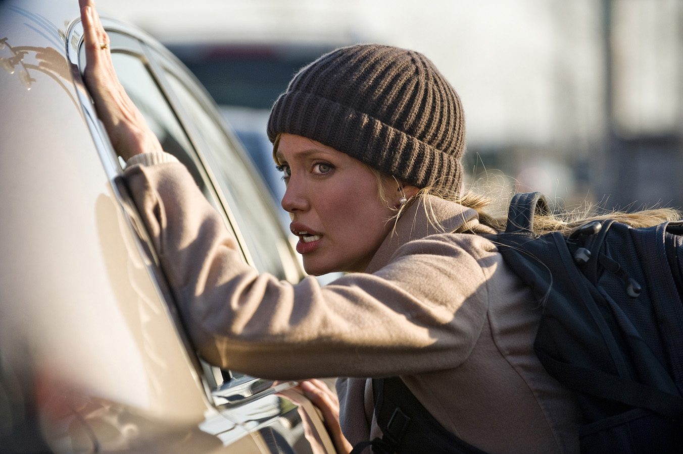 Amerika Menemukan Pahlawannya Salt.jpg