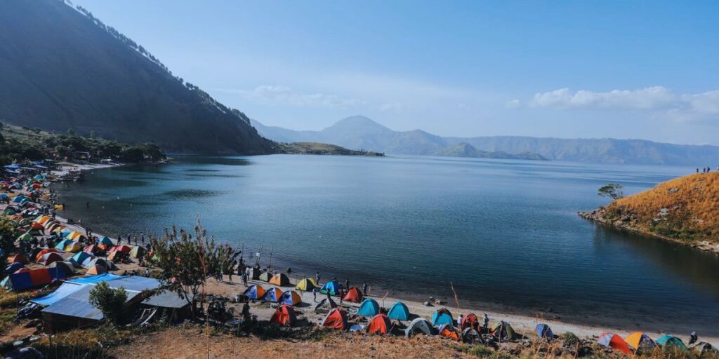 Paket Tour Danau Toba Samosir 3 Hari 2 Malam