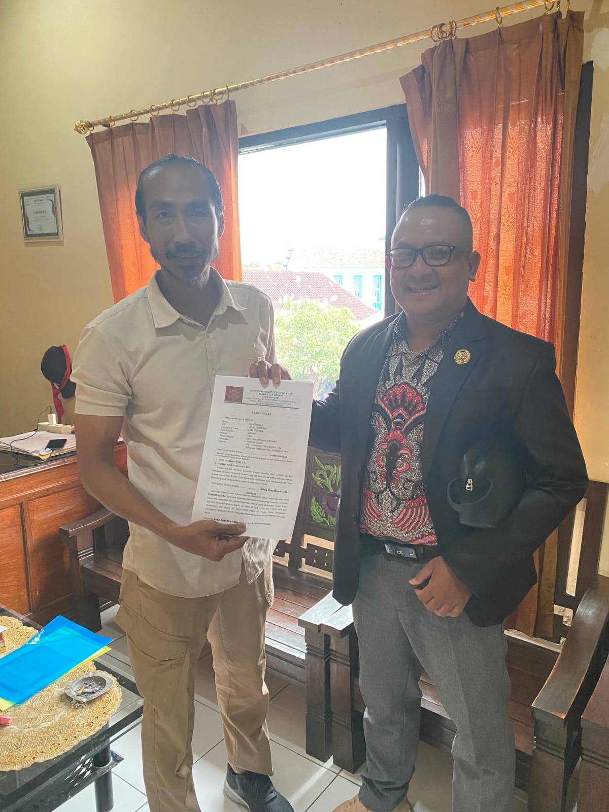 Kendaraan Menunggak Angsuran, Debitur menolak Menyerahkan Kendaraan ke Leasing, Simak Ulasan Berikut